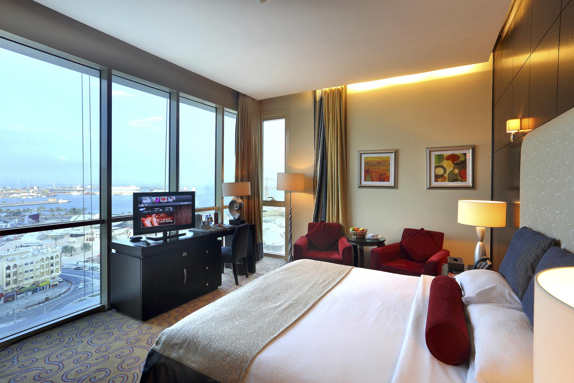Century Hotel Доха Экстерьер фото