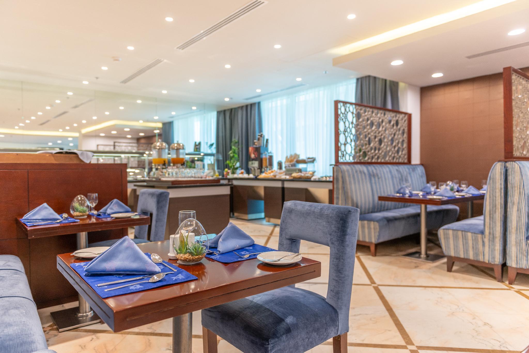 Century Hotel Доха Экстерьер фото